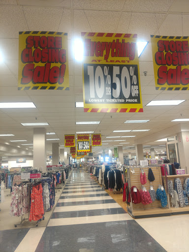 Sears, 5200 S 76th St, Greendale, WI 53129, USA, 