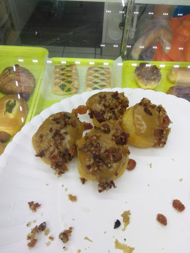 Donut Shop «Park Place Donuts», reviews and photos, 4515 Matlock Rd # 115, Arlington, TX 76018, USA