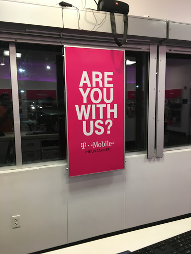 Cell Phone Store «T-Mobile», reviews and photos, 521 Belmont St, Brockton, MA 02301, USA
