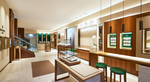 Watch Store «Patek Philippe & Rolex Boutiques by Razny Jewelers», reviews and photos, 109 E Oak St, Chicago, IL 60611, USA