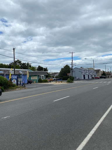 Liquor Store «Barnegat Light Liquor Store», reviews and photos, 608 Broadway, Barnegat Light, NJ 08006, USA