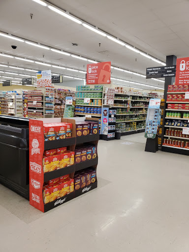 Supermarket «Giant Eagle Supermarket», reviews and photos, 300 Tri-County Plaza, Belle Vernon, PA 15012, USA