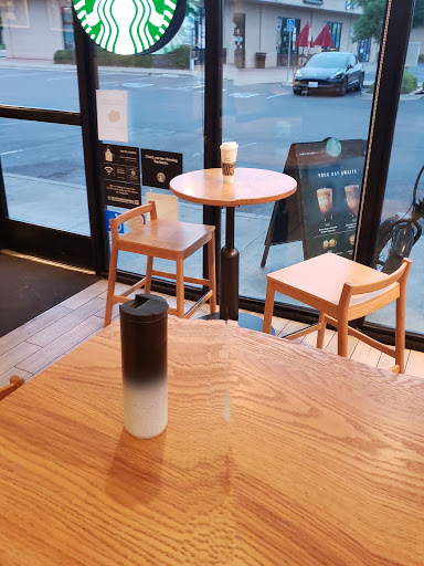 Coffee Shop «Starbucks», reviews and photos, 459 Rohnert Park Expy, Rohnert Park, CA 94928, USA