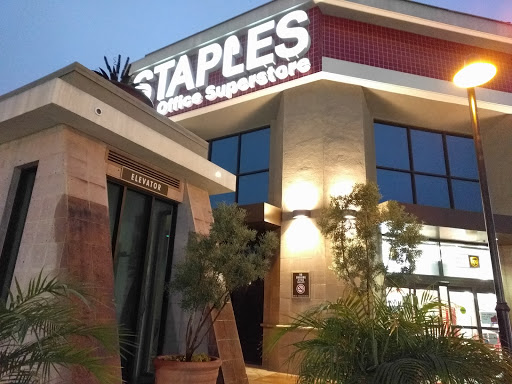 Office Supply Store «Staples», reviews and photos, 213 N Glendale Ave, Glendale, CA 91206, USA