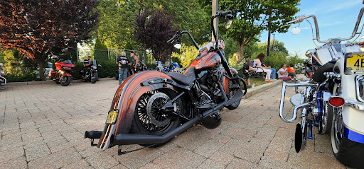 Harley-Davidson Dealer «Bergen County Harley-Davidson (Service Opens 9am)», reviews and photos, 124 Essex St, Rochelle Park, NJ 07662, USA