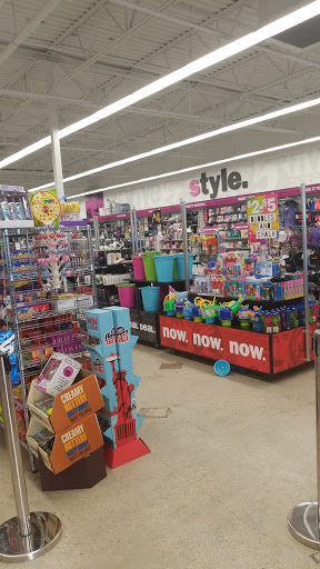 Variety Store «Five Below», reviews and photos, 15003 N Dale Mabry Hwy, Tampa, FL 33618, USA