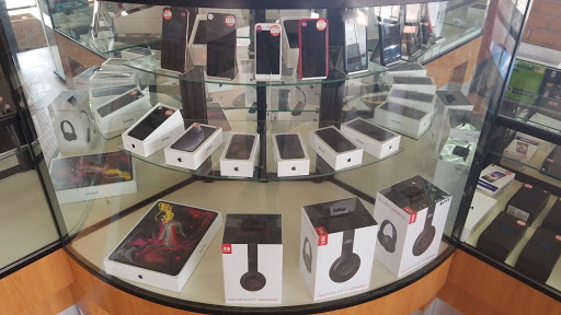 Electronics Repair Shop «Phone Store Denver», reviews and photos, 3095 S Peoria St, Aurora, CO 80014, USA