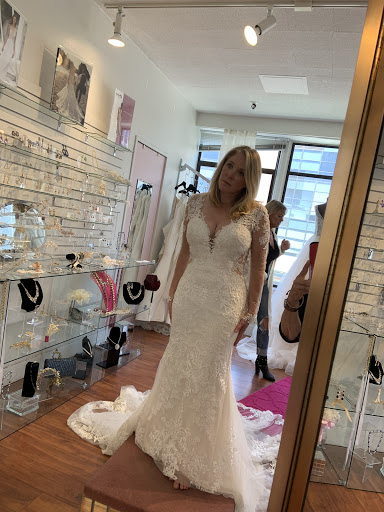 Bridal Shop «Paris Connection Bridal», reviews and photos, 680 8th St, San Francisco, CA 94103, USA