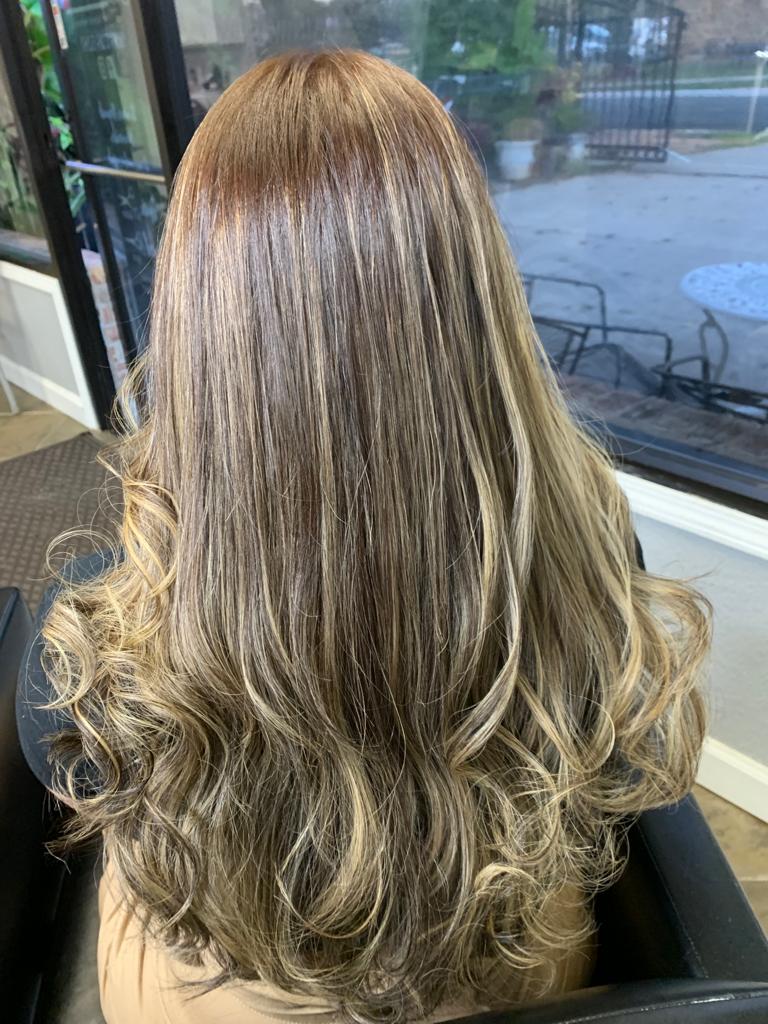 Judith's Hair Salon 77301