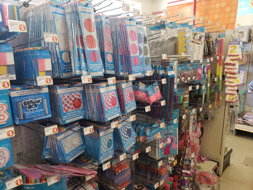 Dollar Store «FAMILY DOLLAR», reviews and photos, 4 Eglin Pkwy SE, Fort Walton Beach, FL 32548, USA