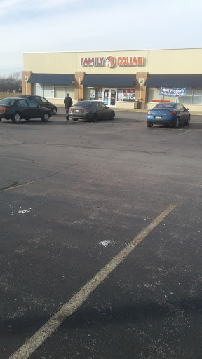 Dollar Store «FAMILY DOLLAR», reviews and photos, 2561 E Sauk Trail, Sauk Village, IL 60411, USA