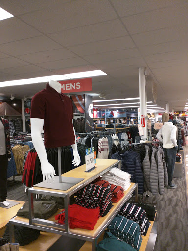 Outlet Store «VF Outlet», reviews and photos, 195 Outlet Center Dr, Queenstown, MD 21658, USA