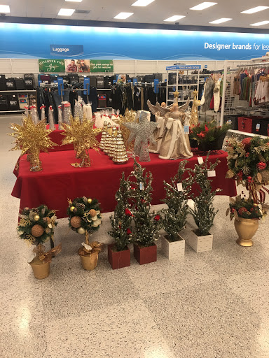 Clothing Store «Ross Dress for Less», reviews and photos, 170 E Stacy Rd, Allen, TX 75002, USA