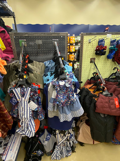 Pet Supply Store «Petco Animal Supplies», reviews and photos, 1412 S Main Chapel Way, Gambrills, MD 21054, USA