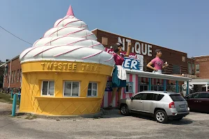 Pink Elephant Antique Mall image