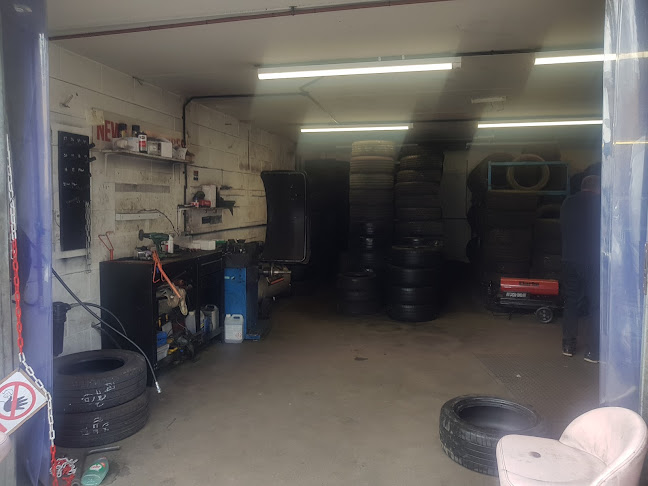 Reviews of Newcomen Tyres in Southampton - Tire shop