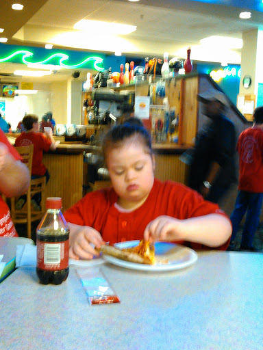 Bowling Alley «Island Strikz Entertainment», reviews and photos, 2302 E Pass Rd, Gulfport, MS 39507, USA