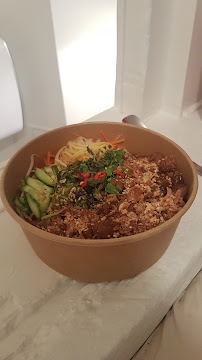 Poke bowl du Restaurant vietnamien Mon petit Bánh mì à Paris - n°6