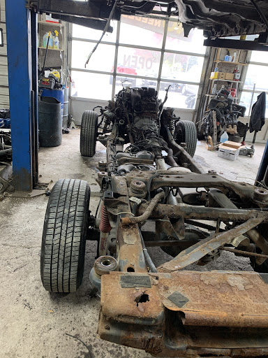 Auto Repair Shop «Dix Auto Clinic», reviews and photos, 18809 Dix Rd, Melvindale, MI 48122, USA