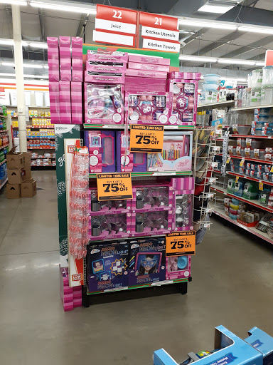 Dollar Store «FAMILY DOLLAR», reviews and photos, 7511 N 56th St, Temple Terrace, FL 33617, USA