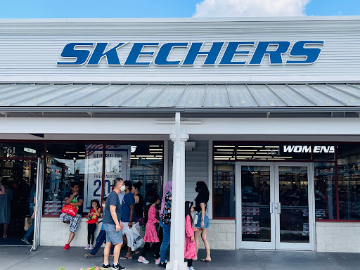 Shoe Store «SKECHERS Factory Outlet», reviews and photos, 241 Fort Evans Rd NE #1233, Leesburg, VA 20176, USA