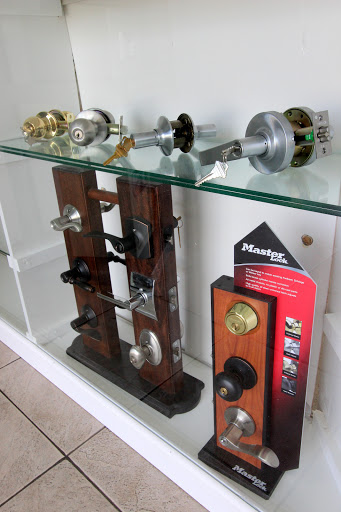 Locksmith «24/7 US LOCKSMITH», reviews and photos, 1946 NE 163rd St, North Miami Beach, FL 33162, USA