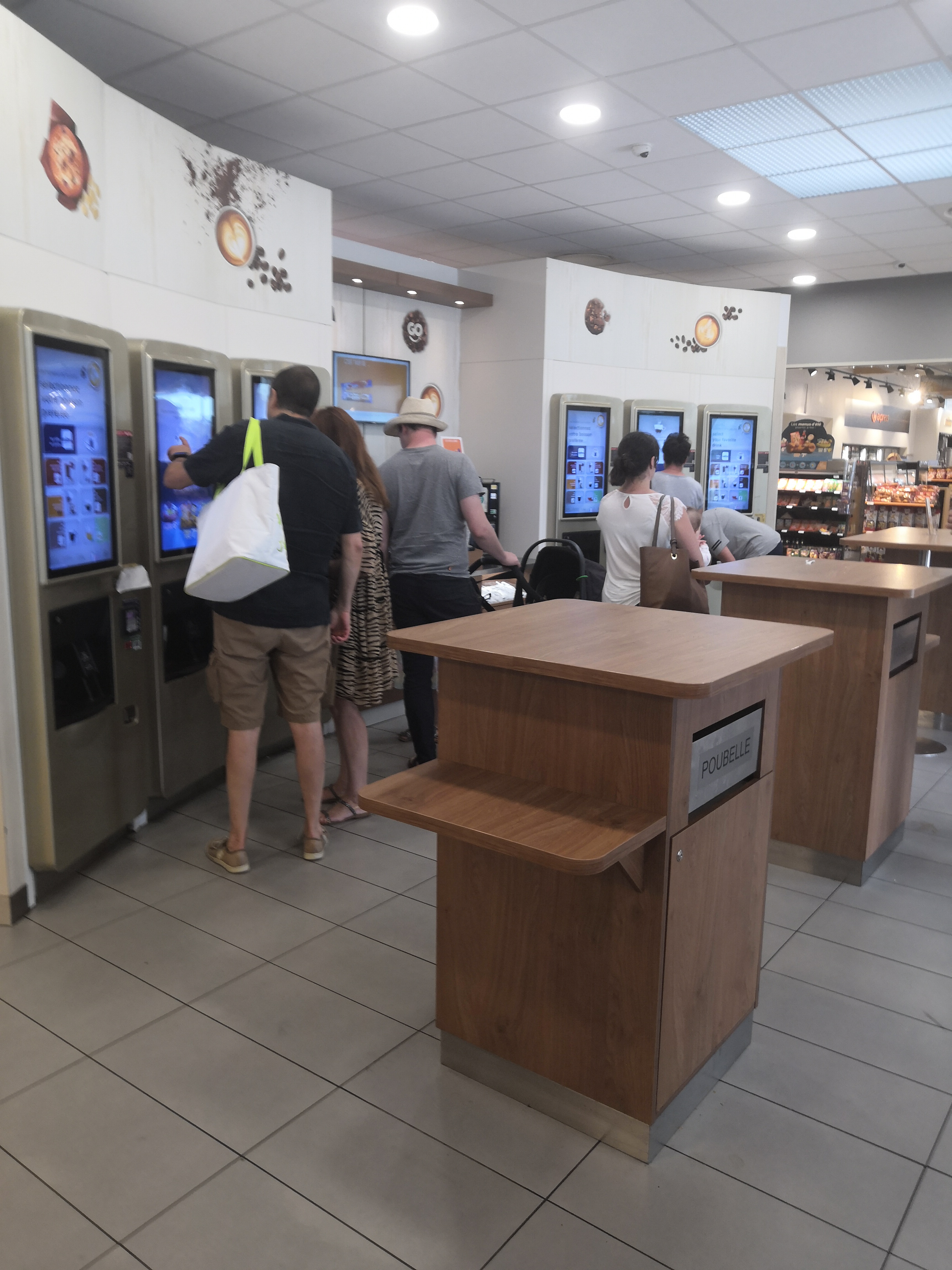 Photo n° 4 de l'avis de *comandos*.6 fait le 17/08/2018 à 13:14