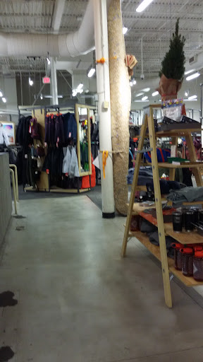 Camping Store «REI», reviews and photos, 1789 28th St, Boulder, CO 80301, USA