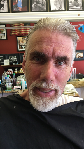 Barber Shop «Clip Joint Barber Shop & Salon», reviews and photos, 2436 S Western Ave, San Pedro, CA 90732, USA