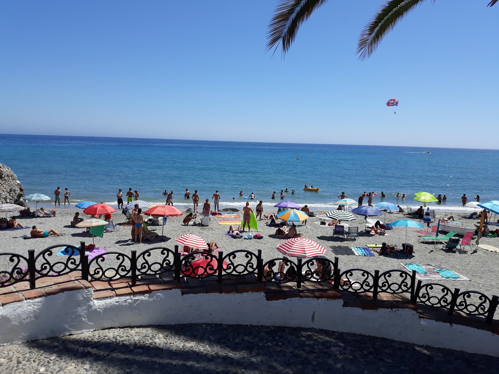 Fotografie cu Playa la Caletilla cu nivelul de curățenie înalt