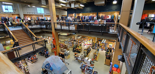 Camping Store «REI», reviews and photos, 4291 The Cir At N Hills St, Raleigh, NC 27609, USA