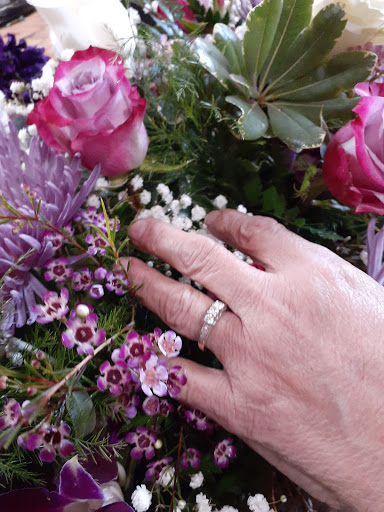 Florist «Roanoke Florist», reviews and photos, 500 US-377, Roanoke, TX 76262, USA