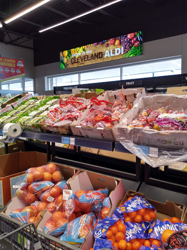 Supermarket «ALDI», reviews and photos, 3586 Steelyard Dr, Cleveland, OH 44109, USA
