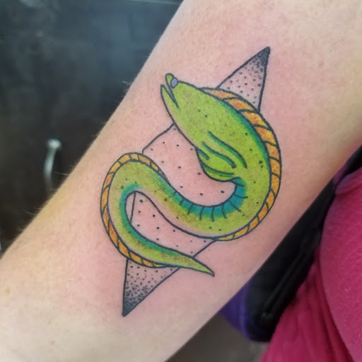 Tattoo Shop «Skeleton Key Tattoo», reviews and photos, 1729 SE Hawthorne Blvd, Portland, OR 97214, USA