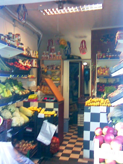Zöldség-gyümölcs kiskereskedelem