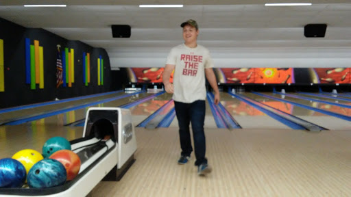 Bowling Alley «The Bowling Alley», reviews and photos, 1535 N Detroit St, Warsaw, IN 46580, USA