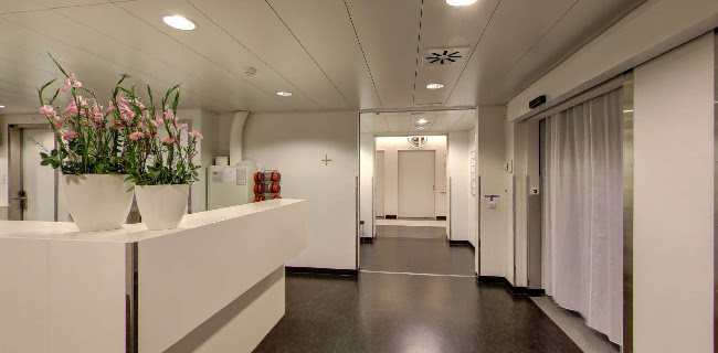 Rezensionen über 24h-Notfallzentrum Hirslanden Klinik St. Anna (inkl. Herz- und Hirnschlagnotfall) in Luzern - Arzt