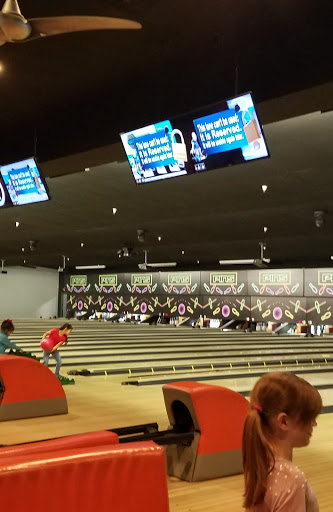 Bowling Alley «PINS Bowling Alley», reviews and photos, 2210 E Hwy 377, Granbury, TX 76049, USA