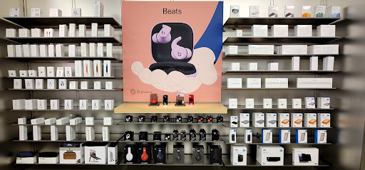 Computer Store «Apple Towson Town Center», reviews and photos, 825 Dulaney Valley Rd, Towson, MD 21204, USA