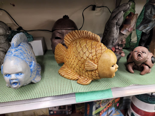 Flea Market «Streetsboro Flea Market - Furniture, Antiques, Collectibles», reviews and photos, 1513 Streetsboro Rd, Streetsboro, OH 44241, USA