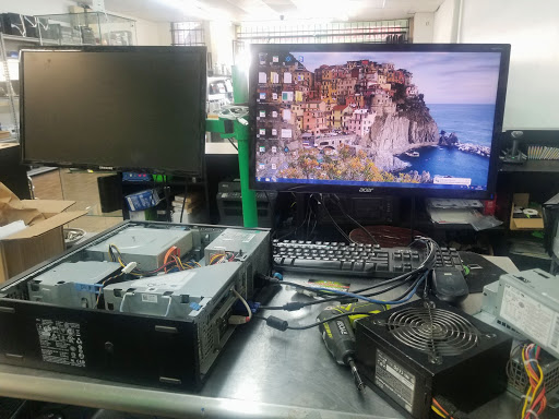 Computer Store «Computer Guys of Dallas Phone, Tablet, Gaming, Electronic Repair», reviews and photos, 1401 S Buckner Blvd #115, Dallas, TX 75217, USA