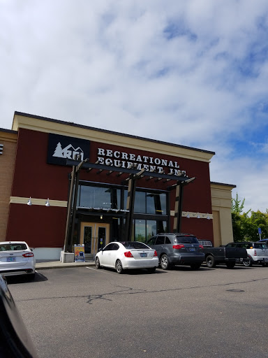 Camping Store «REI», reviews and photos, 2235 NW Allie Ave, Hillsboro, OR 97124, USA