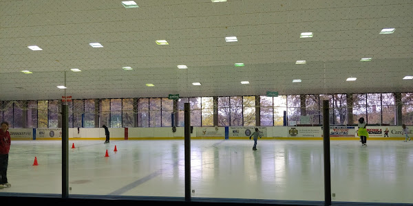 Fort Dupont Ice Arena