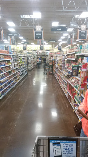 Grocery Store «Fred Meyer», reviews and photos, 3300 Portland Rd, Newberg, OR 97132, USA