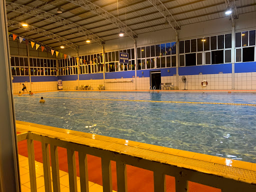 Outdoor swimming pools in Hanoi