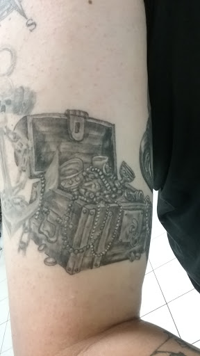 Explore batman logo tattoo ideas, creative tattoo ideas in Walla Walla, available at Tatmandu
