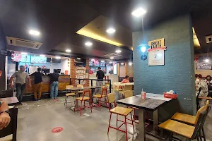 Pizza Hut image