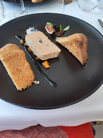 Foie gras du Restaurant français Hôtel - Restaurant Reygrobellet à Saint-Germain-de-Joux - n°2