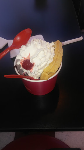 Restaurant «Cherry On Top Ice Cream Shop», reviews and photos, 1654 Whitney Ave, Hamden, CT 06517, USA