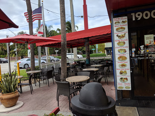 Donut Shop «Dandee Donut Factory», reviews and photos, 1900 E Atlantic Blvd, Pompano Beach, FL 33060, USA